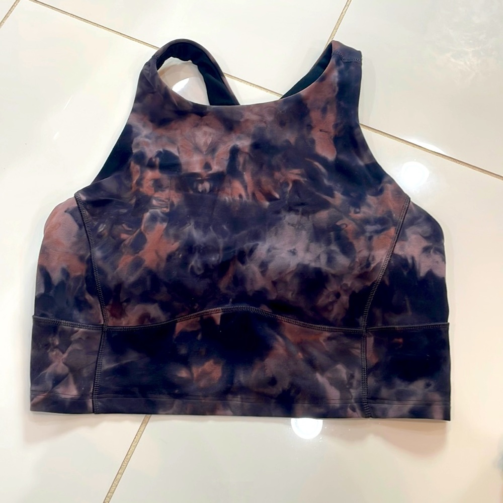 Lululemon sport bra